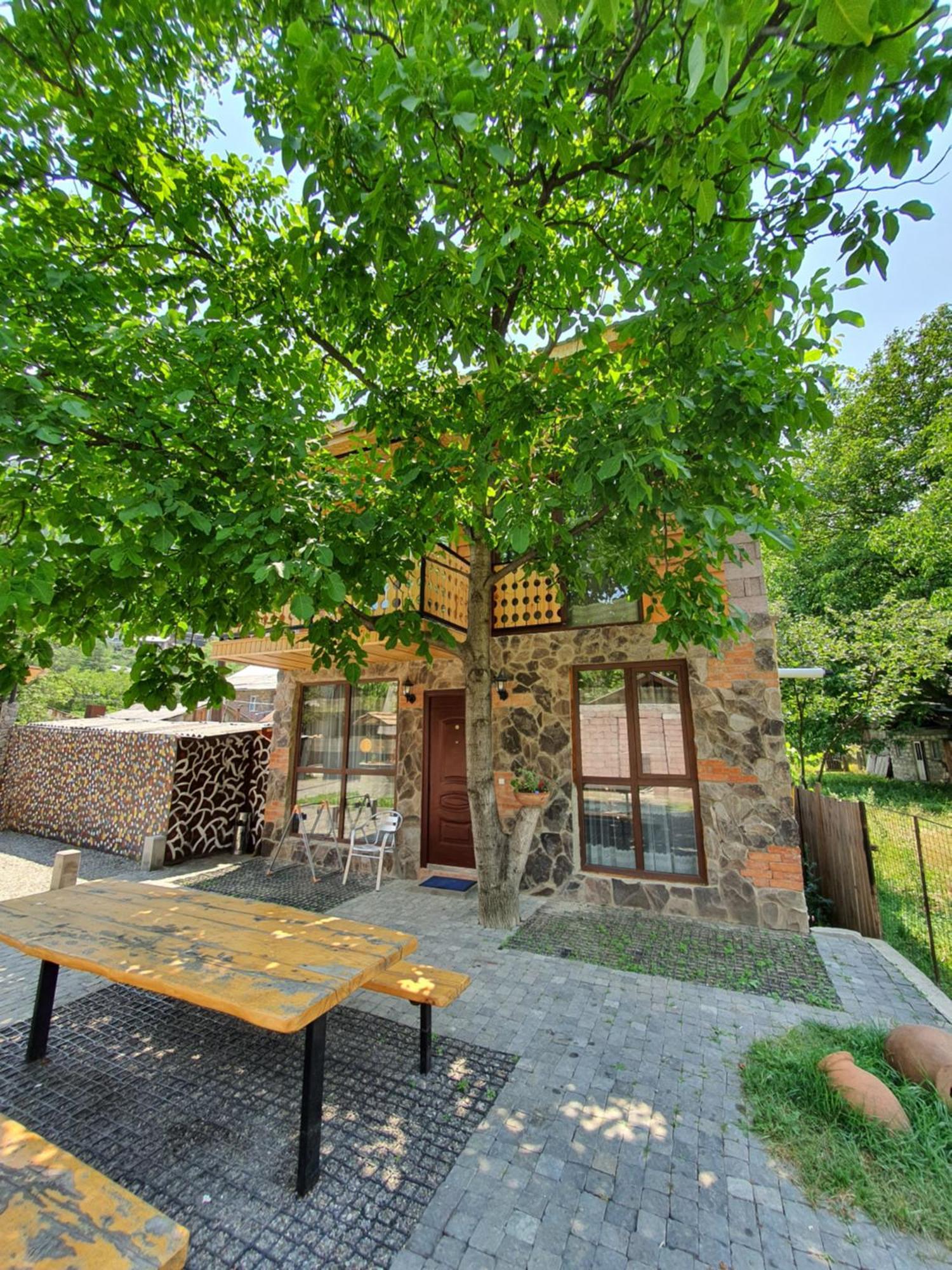 Levani'S Cottage Borjomi Ruang foto
